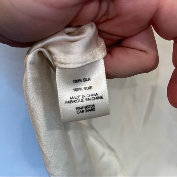 Tailored by Rebecca Taylor new with tag cream scalloped silk top size small - Picture 5 of 7